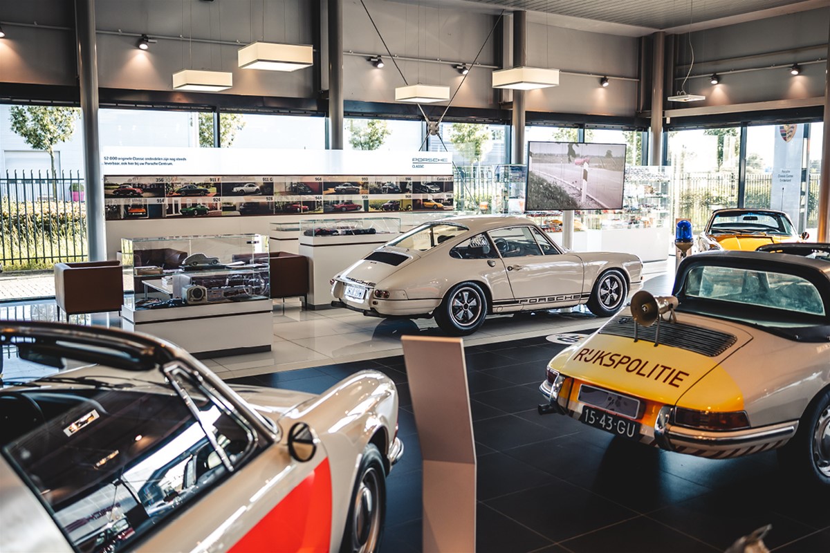 Porsche Centrum Gelderland 60 years Porsche 911 Exposition A5